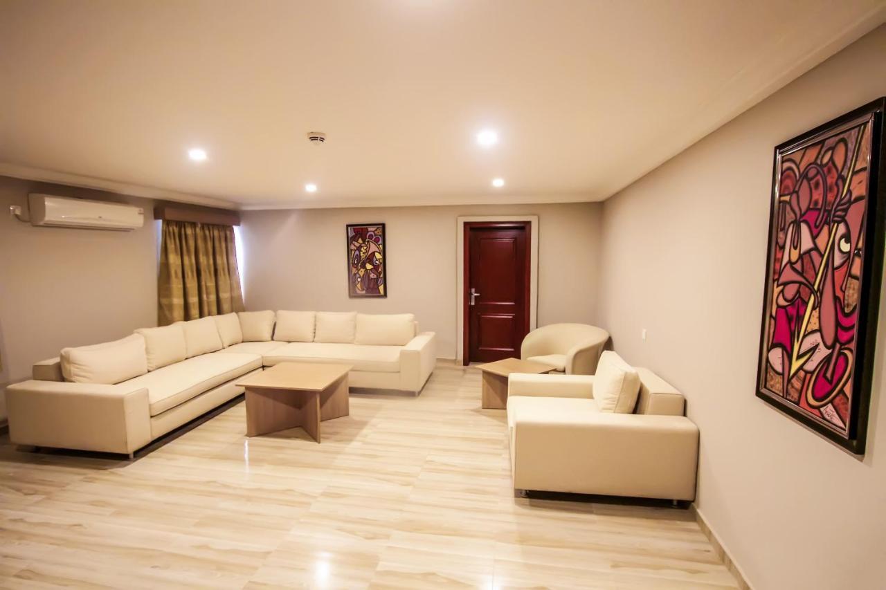 Visa Karena Hotels Port Harcourt Exterior photo