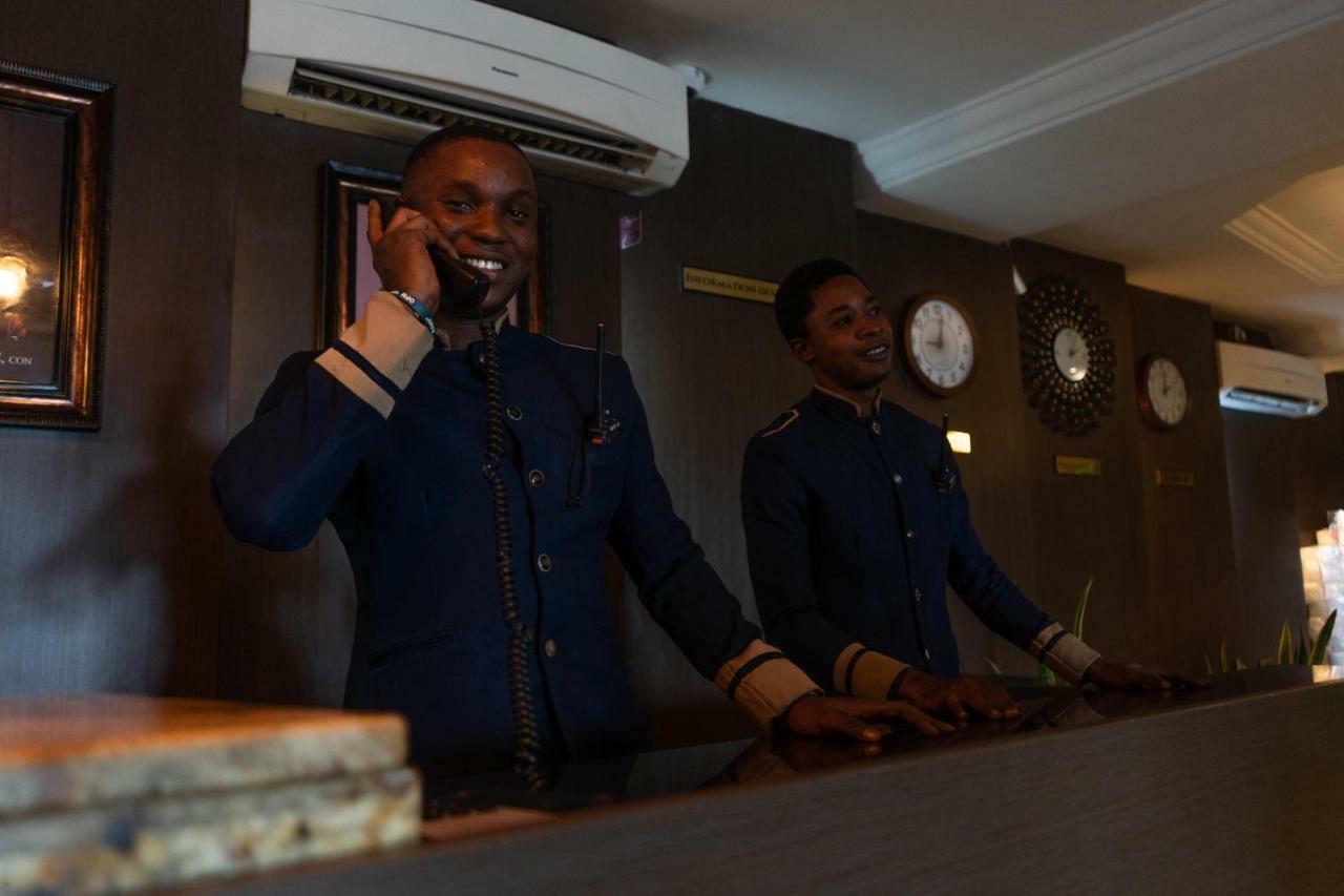 Visa Karena Hotels Port Harcourt Exterior photo