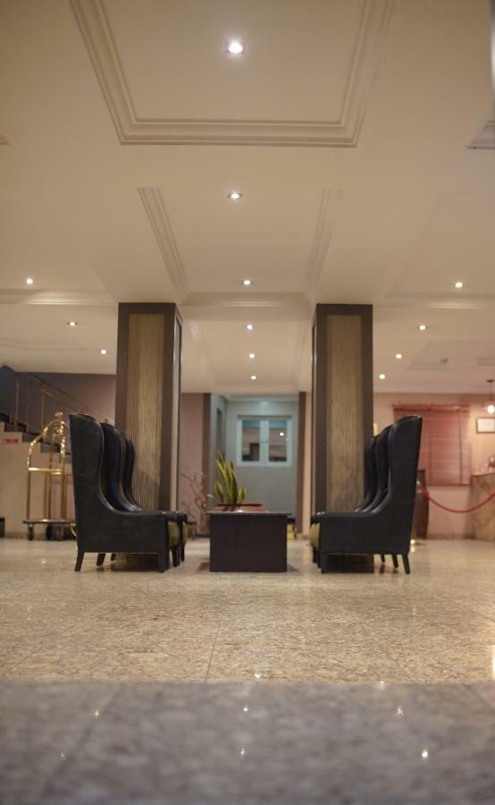 Visa Karena Hotels Port Harcourt Exterior photo